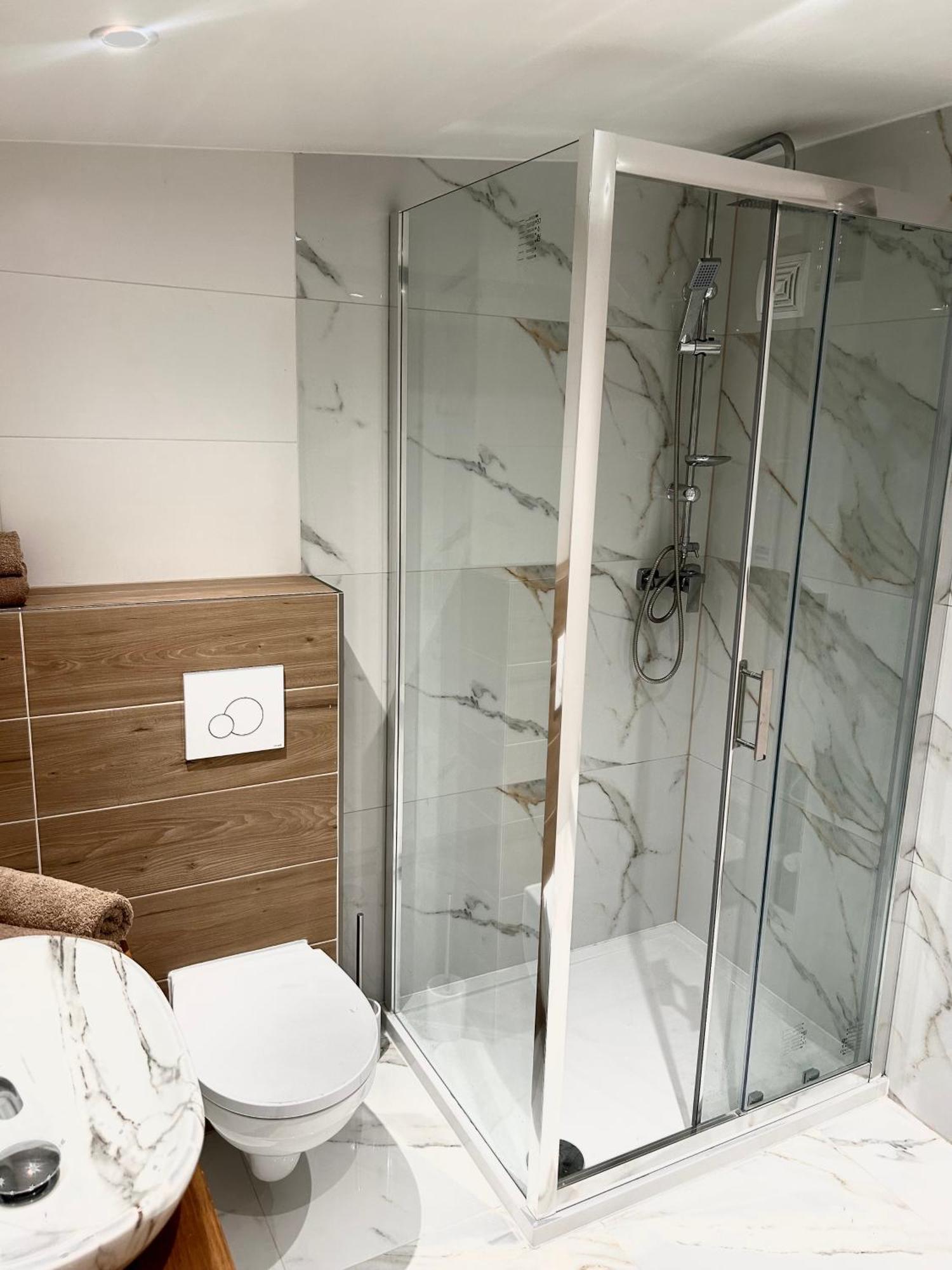 Apartamenty Gluszyca - Gory Sowie ภายนอก รูปภาพ